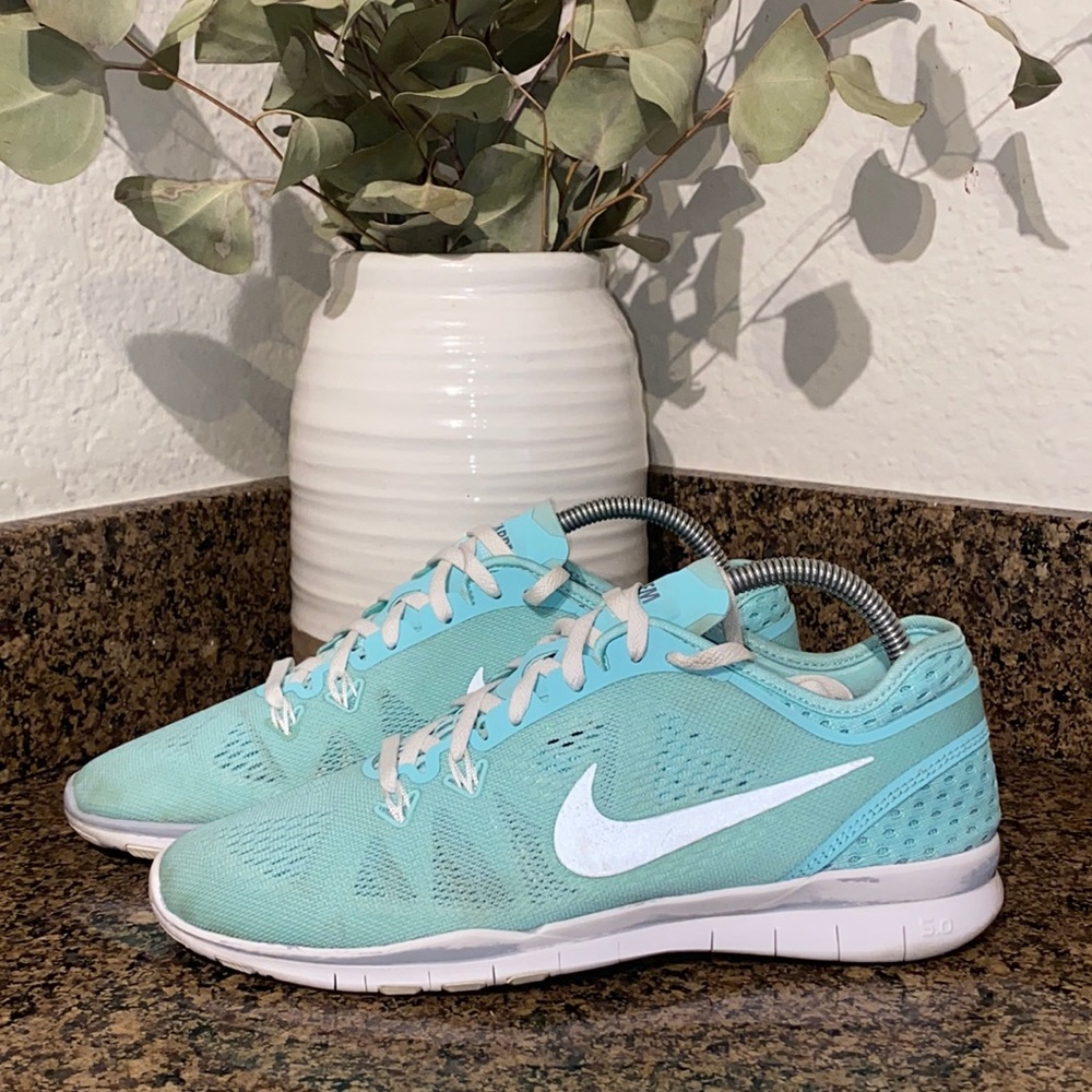 Nike ID Free TR Fit 5 Carpe Diem women’s Sneakers